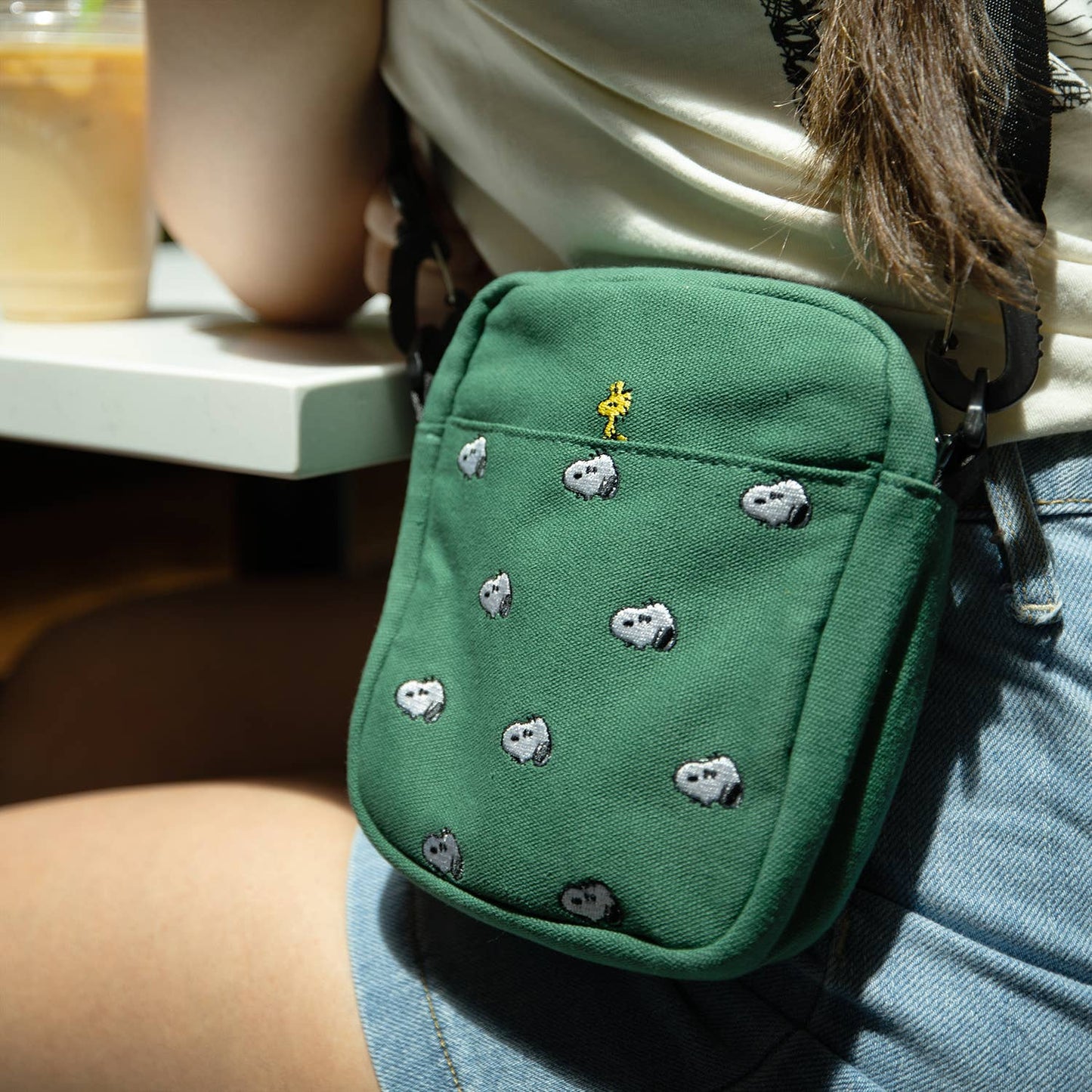 Snoopy Crossbody Bag (Forest) 3P4 x Peanuts ®