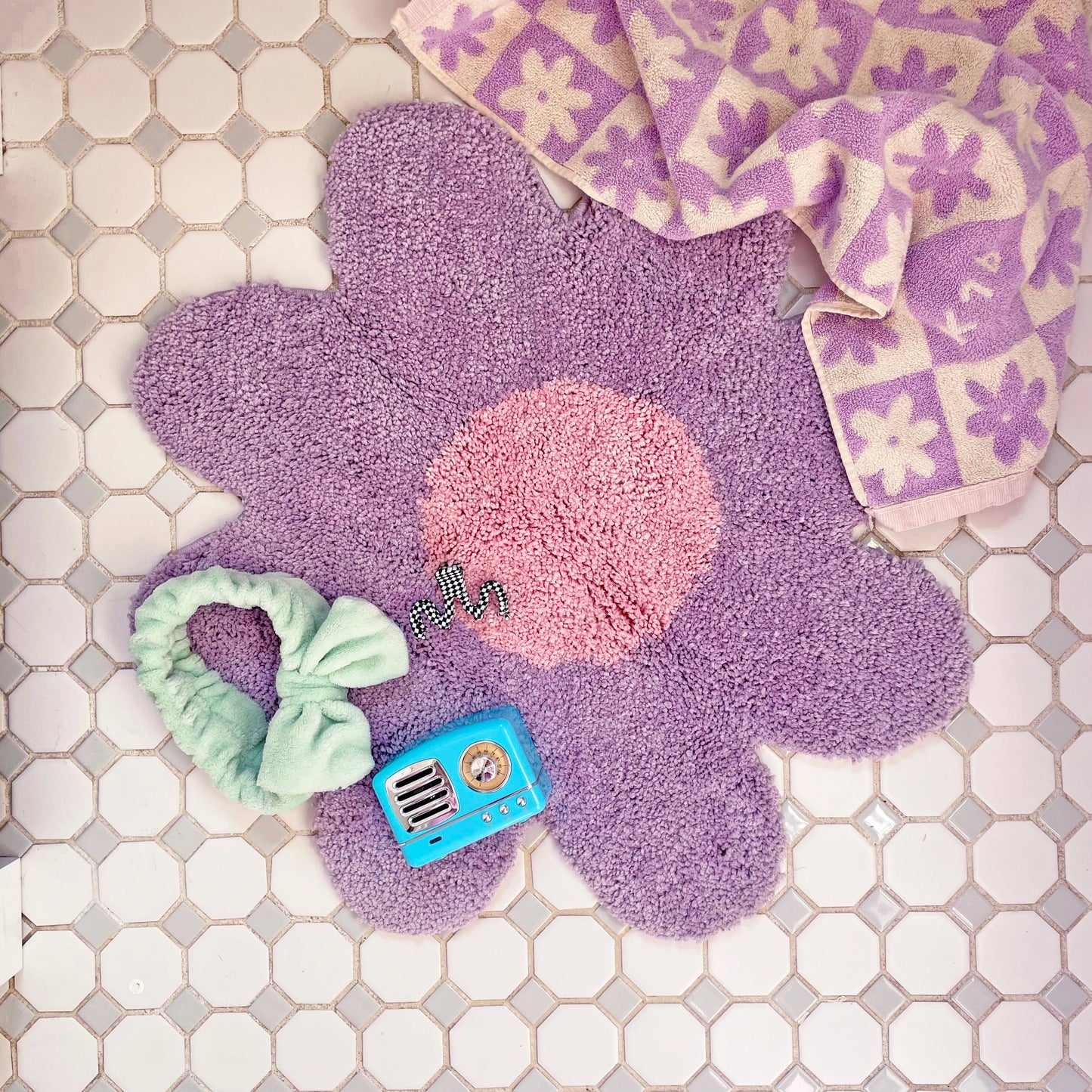 Lavender Daisy Rug