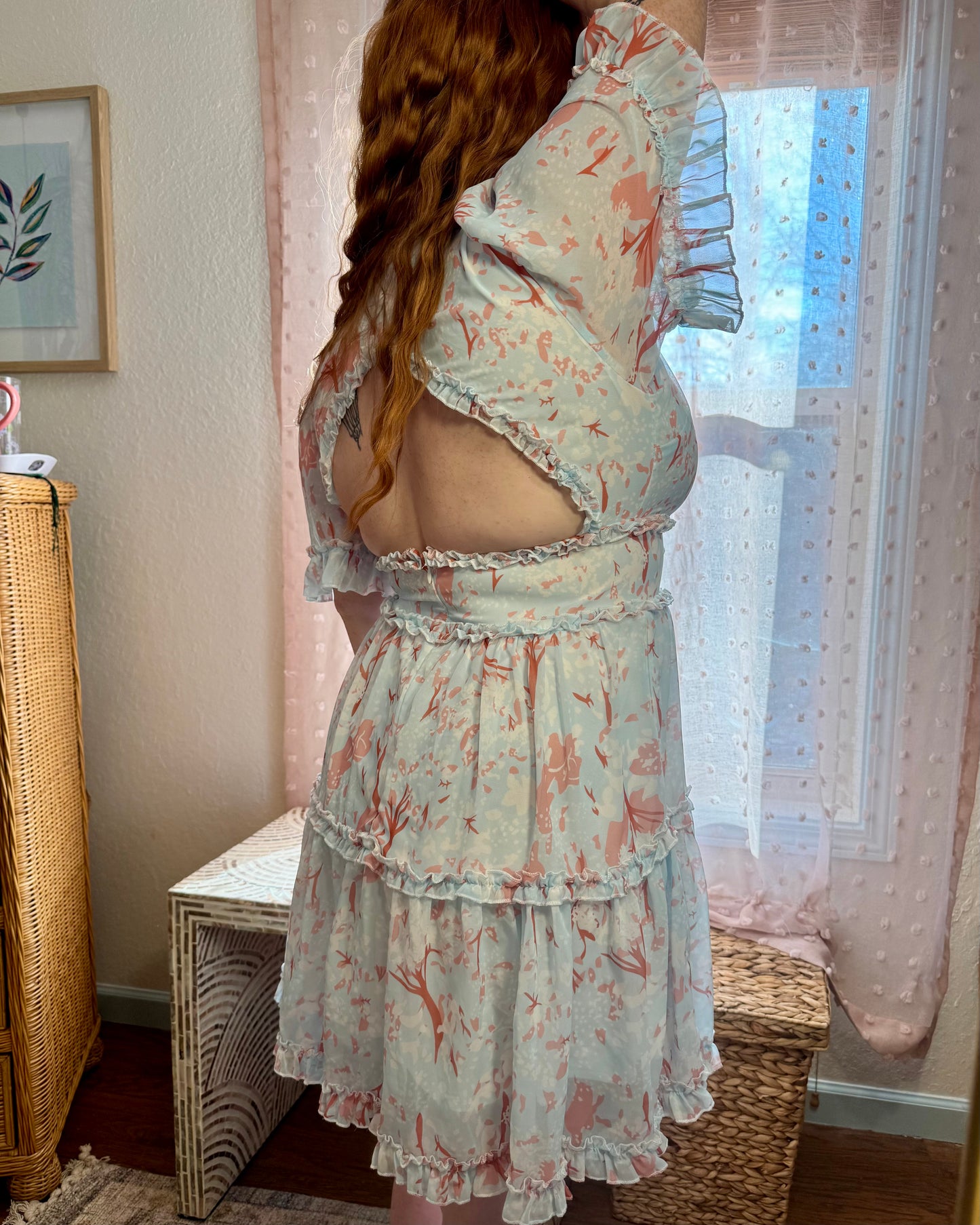 Beautiful Floral Dress L Consignment