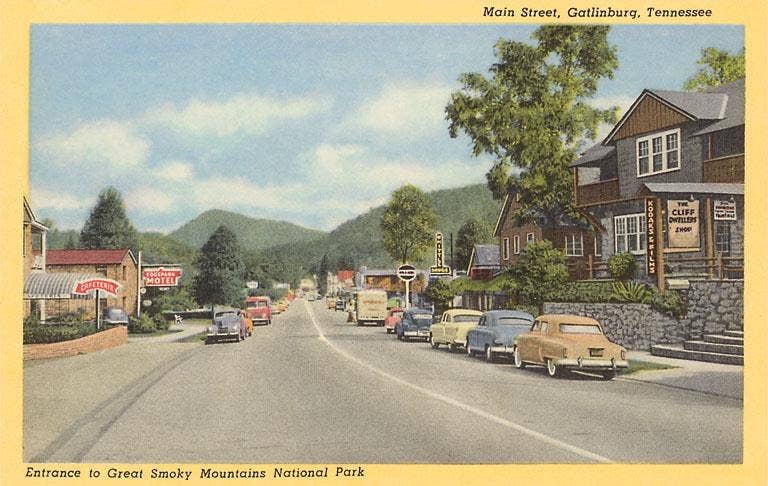 Main Street Gatlinburg TN Magnet