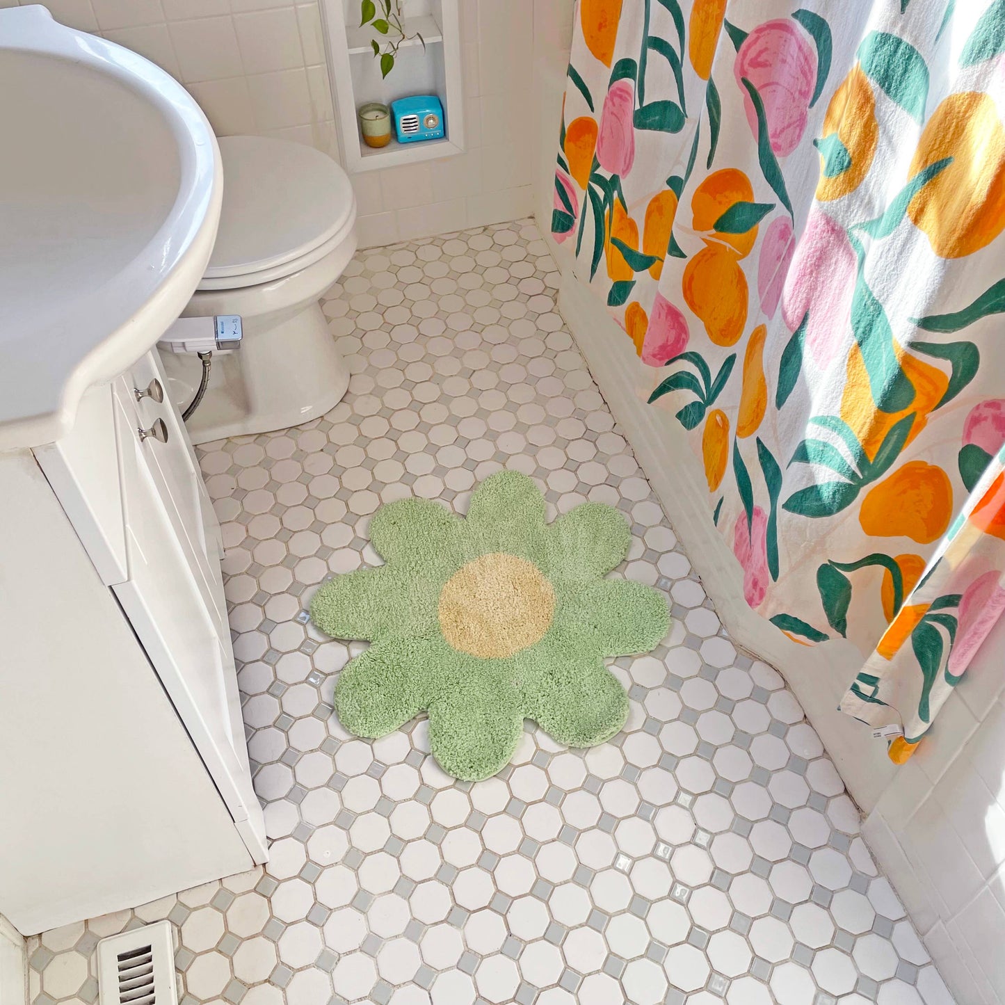 Pistachio Daisy Rug