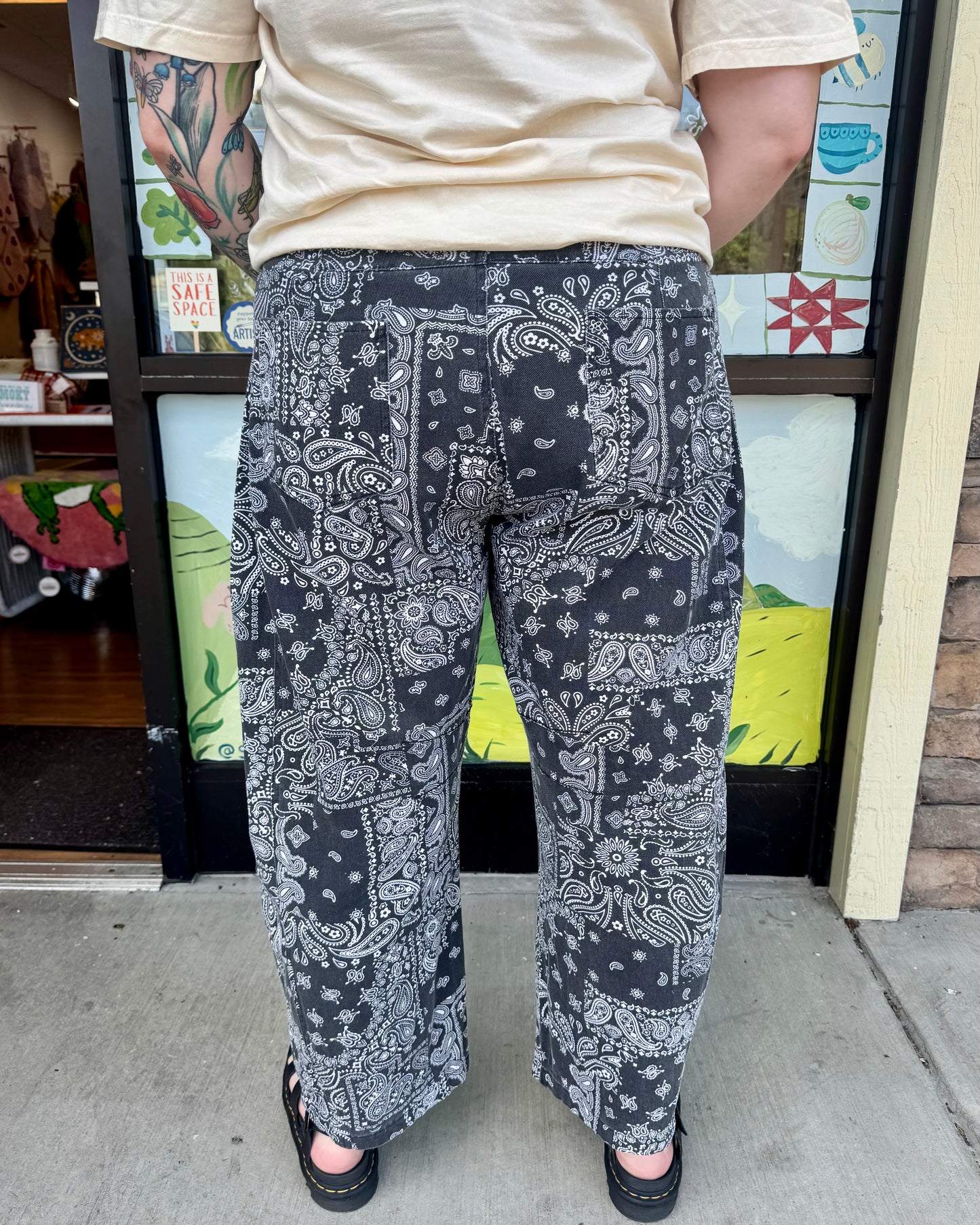Plus Black Bandana Pants