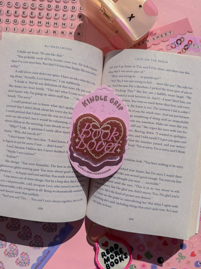 Book Lover Kindle Grip Brown