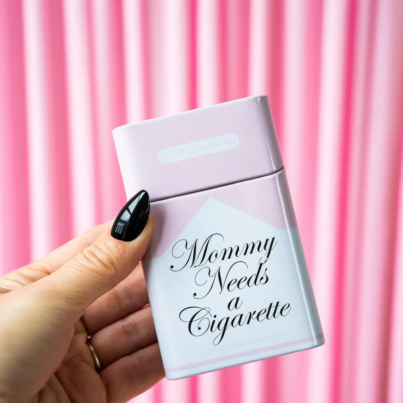 Mommy Need’s A Cig Box