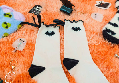 It's Bats Bow Socks