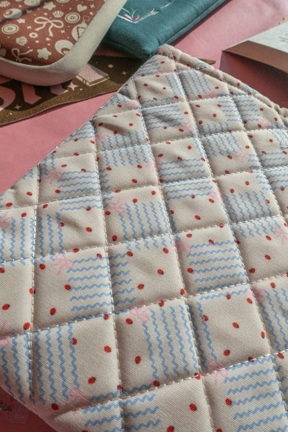 Quilted Ladybug Book/Kindle Sleeve