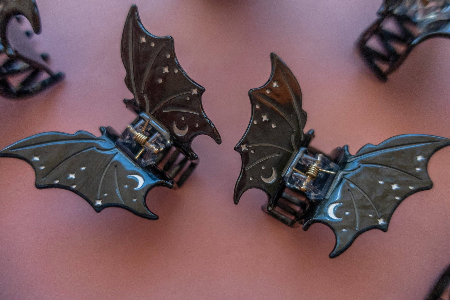 Bat Wing Mini Claw Set