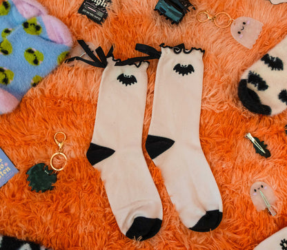 It's Bats Bow Socks